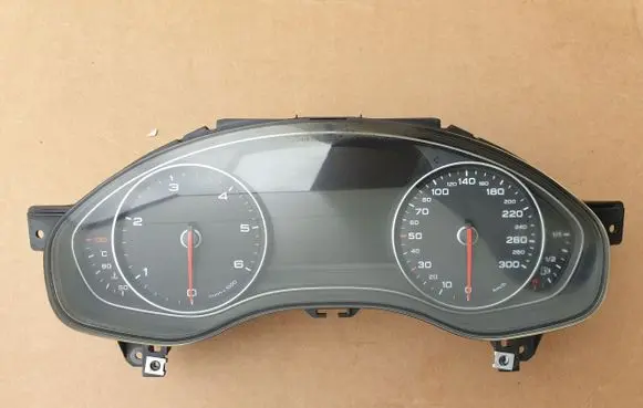 Audi A6 C7 Speedometer (instrument cluster) 4G8920931R