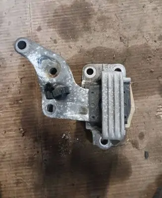 Renault Scenic III - Grand scenic III Engine mount bracket 112841371R