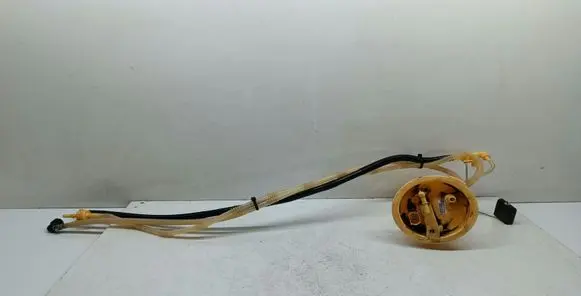 BMW 3 E90 E91 Fuel level sensor 7190944
