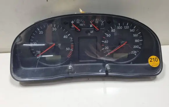 Volkswagen PASSAT B5 Speedometer (instrument cluster) 88311245 65824 G750