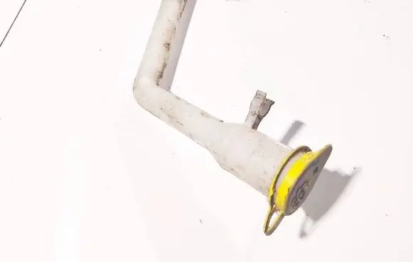 Chevrolet Captiva Windshield washer fluid reservoir/tank