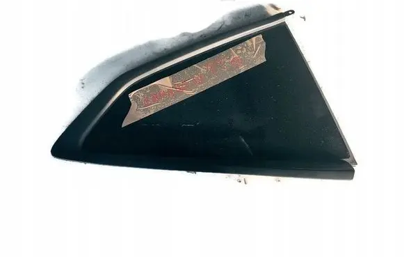 Chevrolet Camaro Front triangle window/glass 