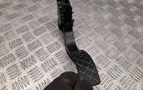 Audi Q5 SQ5 Accelerator throttle pedal 8W1723523