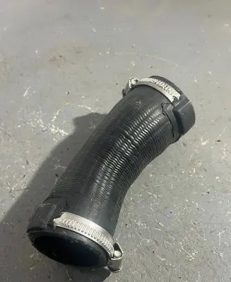 Porsche Macan (95B) Intercooler hose/pipe 95B145367