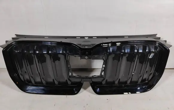BMW X1 U11 Front bumper upper radiator grill 5A0BB8607