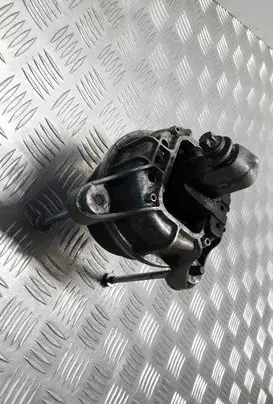 BMW 5 F10 F11 Engine mount bracket
