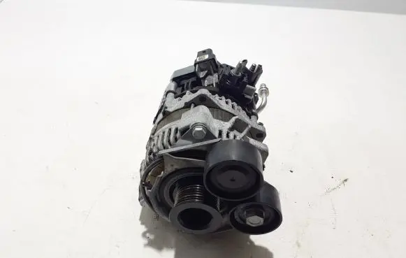 BMW 5 G30 G31 Generator/alternator 8490538