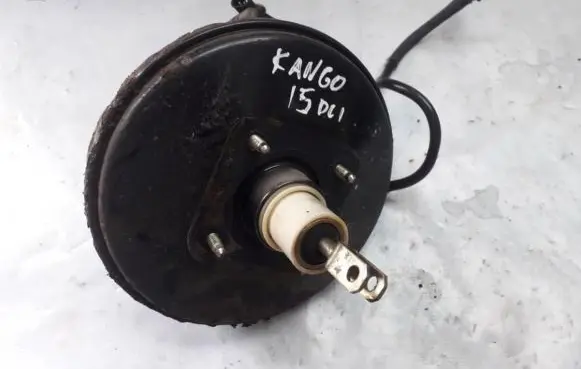 Renault Kangoo I Brake booster 7700308989L
