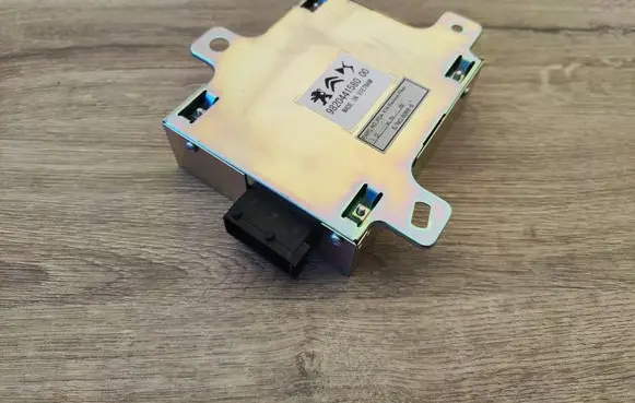 Citroen DS7 Crossback Other control units/modules 9820441580