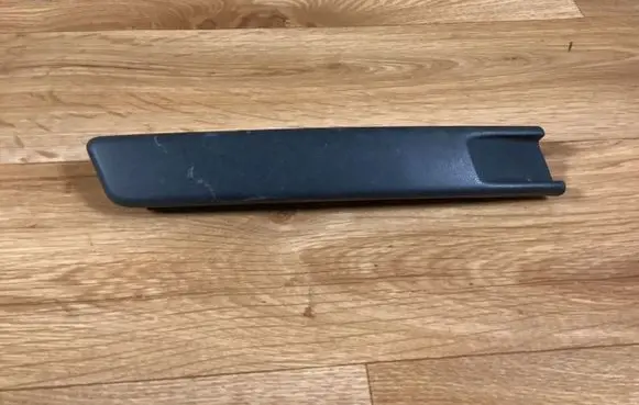 Volkswagen PASSAT B6 Front bumper splitter molding 3C0807646