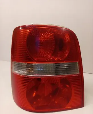 Volkswagen Touran I Rear/tail lights 1T0945095F