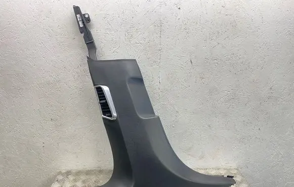 Porsche Panamera (971) (B) pillar trim (bottom) 971867239 971868089