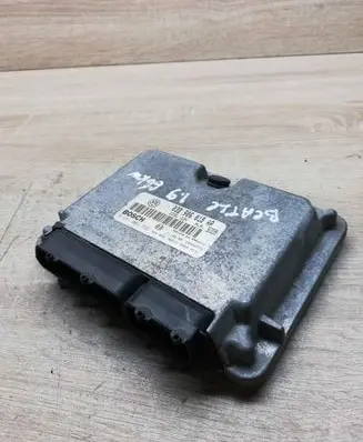Volkswagen New Beetle Engine control unit/module ECU 038906018AP 0281001732