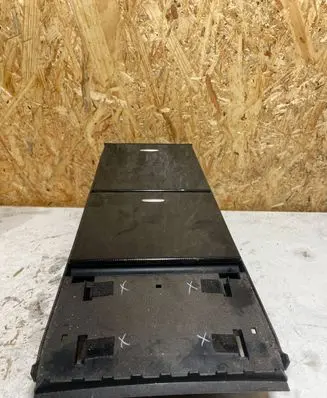 Mercedes-Benz ML W164 Central console drawer/shelf pad A1646800814