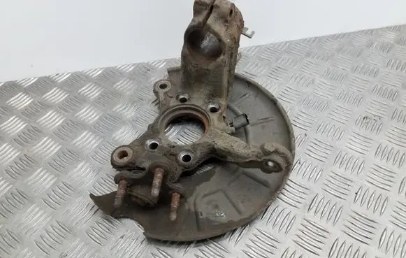 Skoda Superb B6 (3T) Front wheel hub