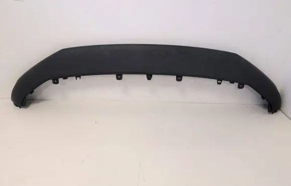Front bumper lip