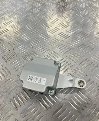 Honda Civic X Voltage converter/converter module 31600-TGL