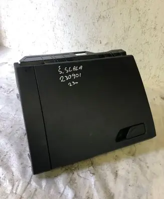 Skoda Scala Glove box 655857097a
