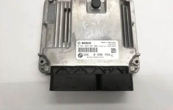 BMW X1 F48 F49 Engine control unit/module 8598759