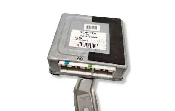Toyota Land Cruiser (HDJ90) ABS control unit/module 8954060061