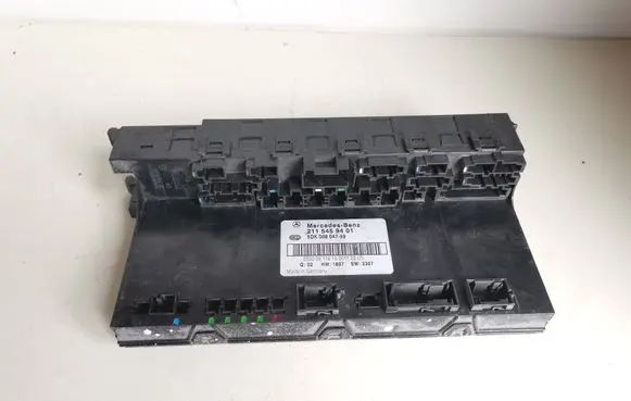 Mercedes-Benz E W211 Fuse module 2115459401