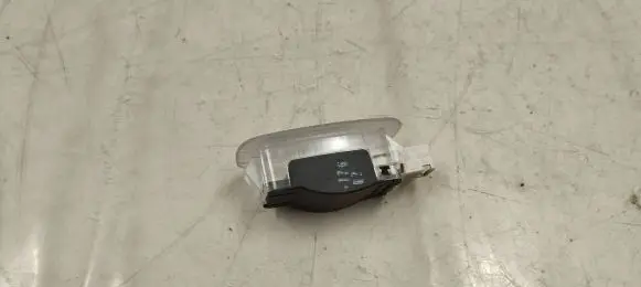 Mercedes-Benz C W205 Front seat light A0028202101 A2218250382
