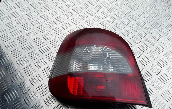 Renault Scenic I Rear/tail lights 7700428054