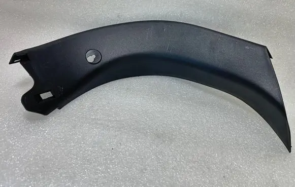 Ford Fiesta Tailgate trim H1BBA42325AC GZ3UA
