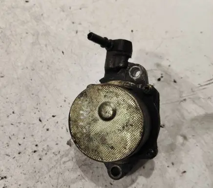 Peugeot 207 Vacuum pump 9658398080
