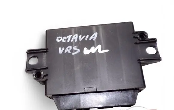 Skoda Octavia Mk2 (1Z) Parking PDC control unit/module 5J0919475A