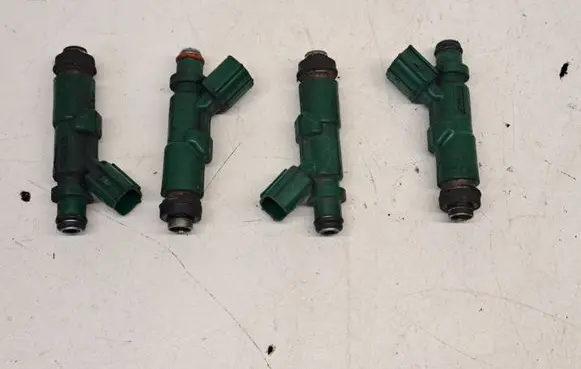 Toyota Prius (XW20) Fuel injectors set 2325021020