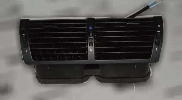 BMW X5 E53 Dash center air vent grill 8402221