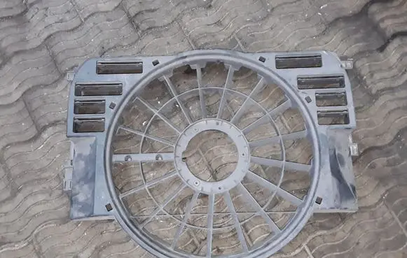 Land Rover Range Rover L322 Radiator cooling fan shroud PDA000027 99898