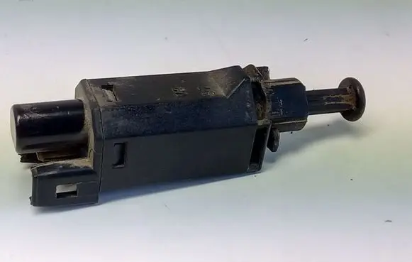 Volkswagen Golf III Brake pedal sensor switch 191945515A
