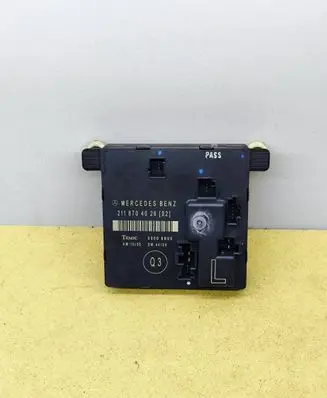 Mercedes-Benz E W211 Door control unit/module 2118704026 00006805
