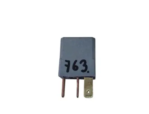 Mitsubishi Pajero Other relay MR490491