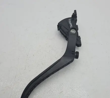 Volkswagen Touareg I Accelerator throttle pedal 7L0723507A 6PV00802626