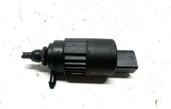Nissan Qashqai Headlight washer pump 