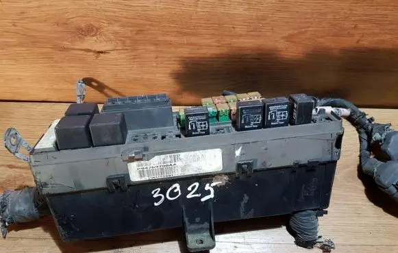 Chrysler Concorde Fuse box set