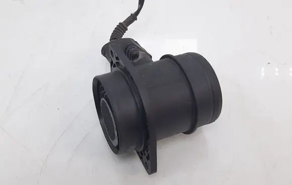 Audi A4 S4 B6 8E 8H Mass air flow meter 0281002531 038906461B
