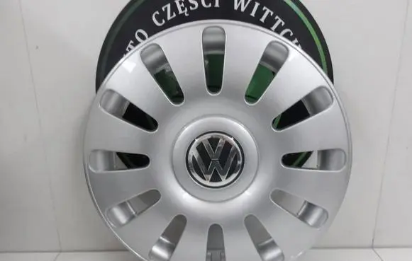 Volkswagen Sharan R16 wheel hub/cap/trim 7M0601147M