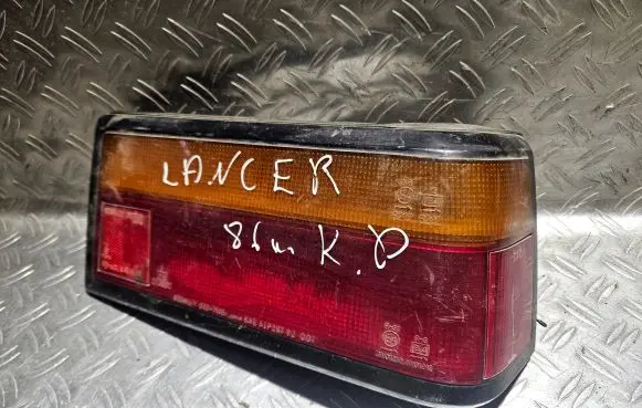 Mitsubishi Lancer Rear/tail lights 0437146R 0437146