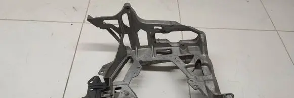 Mercedes-Benz C W205 Radiator mount bracket A2055014420 A2056225300