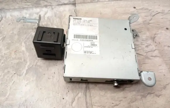 Nissan Murano Z50 GPS navigation control unit/module 283A1CC000