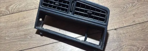 Mitsubishi Grandis Dash center air vent grill 90160495