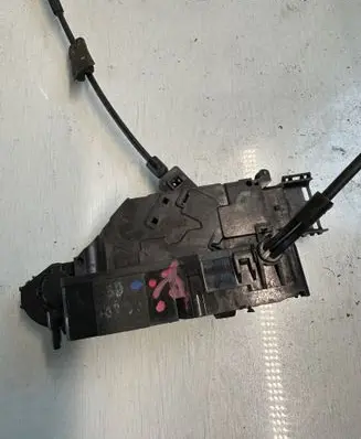Peugeot 207 Front door lock 24099816