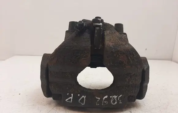 Volkswagen Touareg I Front brake caliper