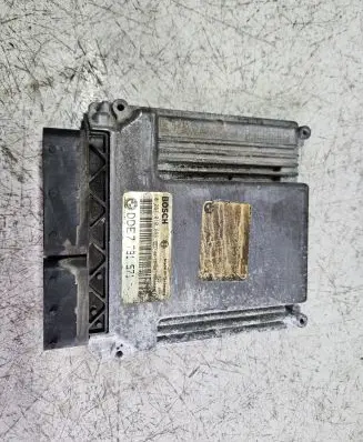 BMW 7 E65 E66 Engine control unit/module 0281010898 7791571