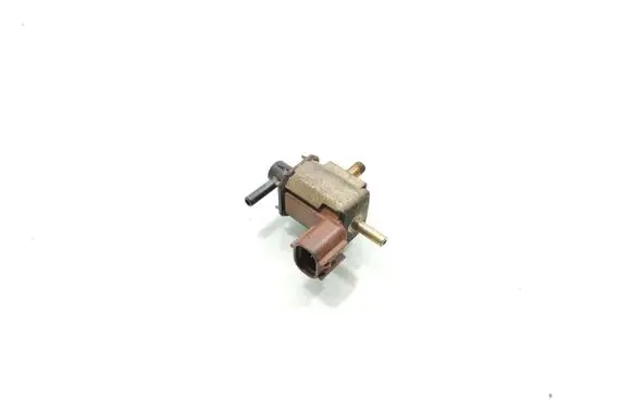 Mitsubishi Lancer Vacuum valve K5T48271