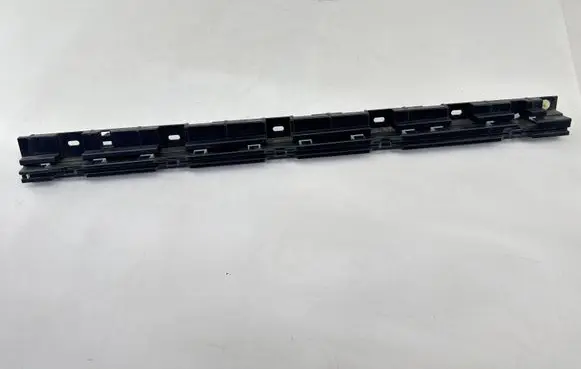 BMW 5 F10 F11 Sill supporting ledge 22339910
